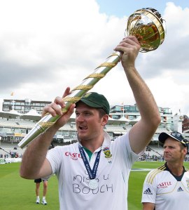 South African captain Graeme Smith holds the ICC Test Mace aloft after his side's victory over England.
