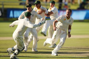 On one leg, Harris drives Australia to a series victory in South Africa. 