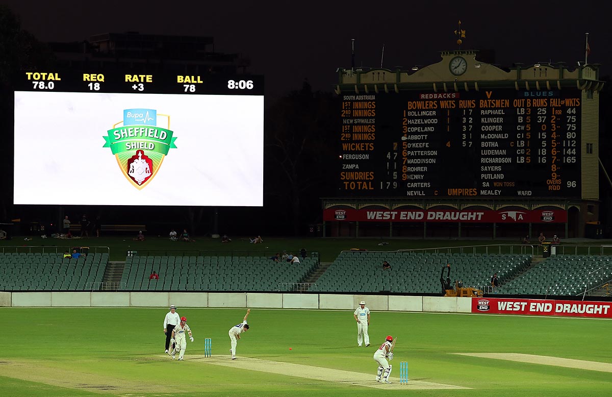 Sheffield Shield - Redbacks v Blues: Day 1